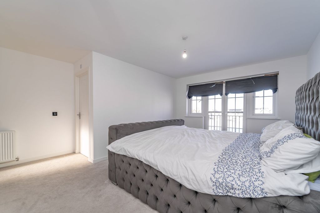 Additional image 13 of 5 bed detached house for saleEast Cairn View, Murieston, Livingston EH54
