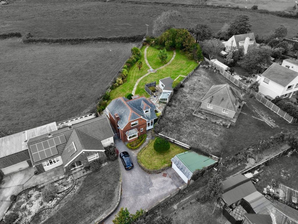 Property photo 1 of 44 4494123