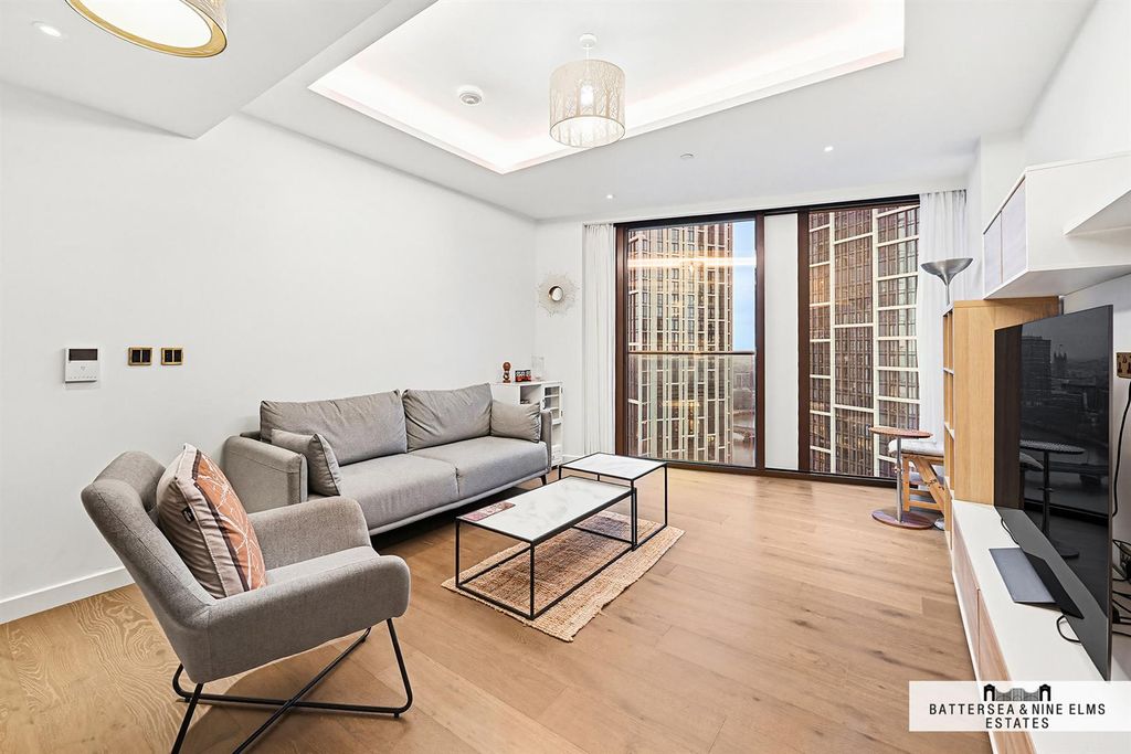 Property photo 3 of 38