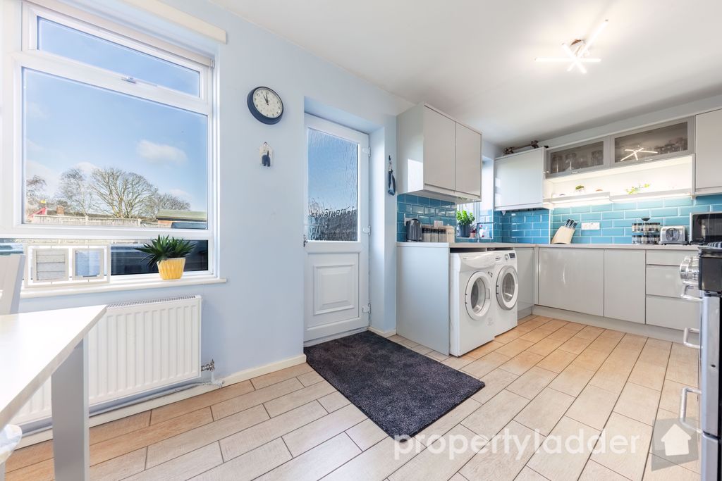 Property photo 2 of 19 Pl-5