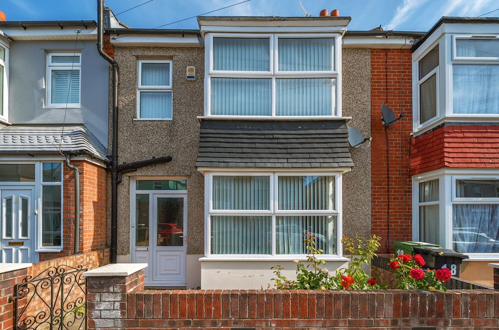 Property photo 1 of 16 1318785-4-6867997...