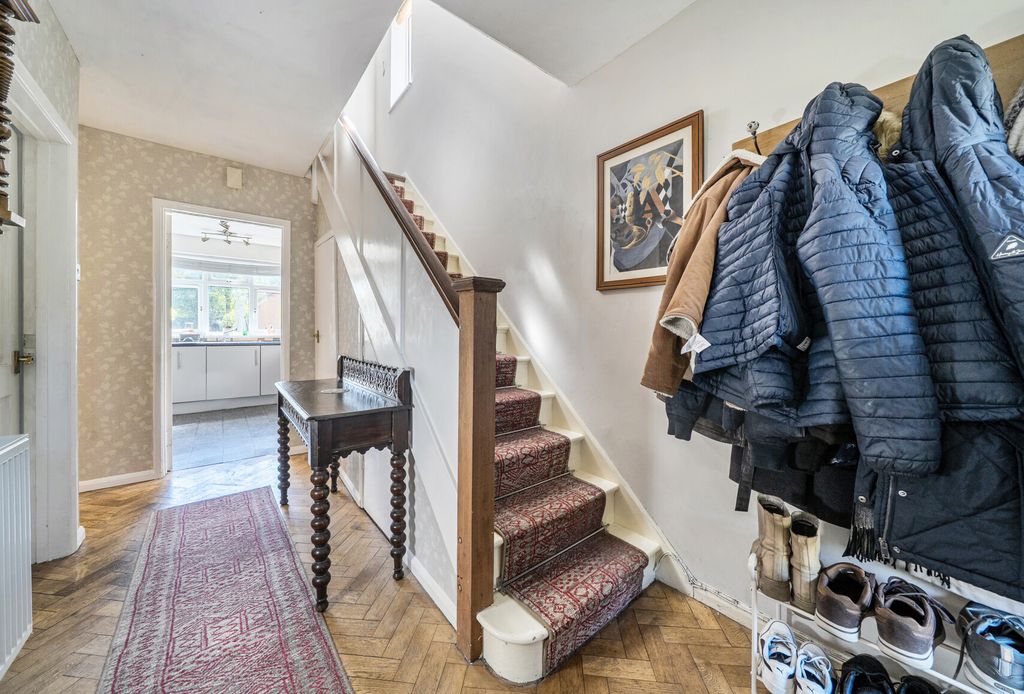 Property photo 3 of 18 1454548-15-69F392...
