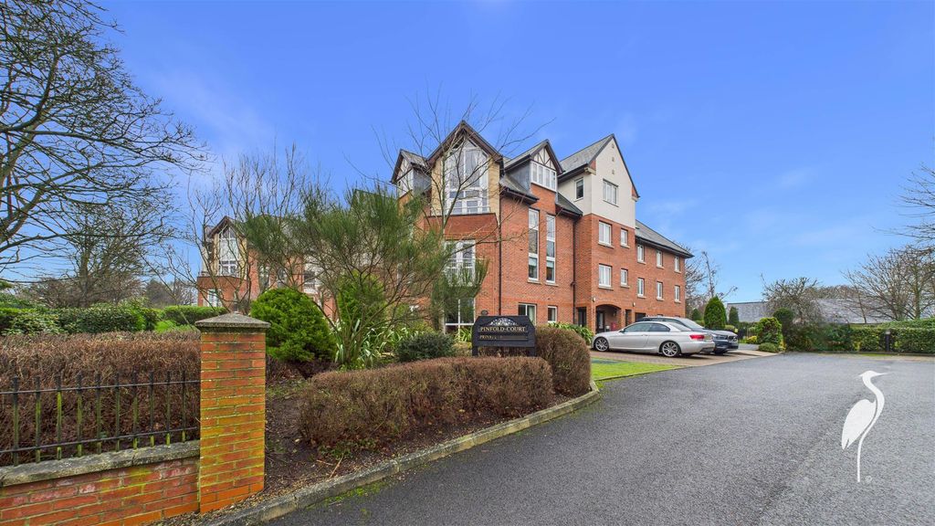 Property photo 1 of 32