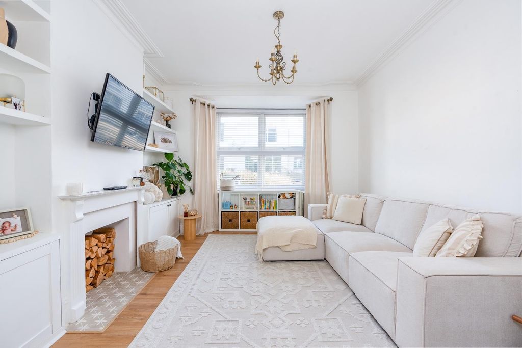 Property photo 3 of 27 Olh07478-Hdr-Edit.Jpg