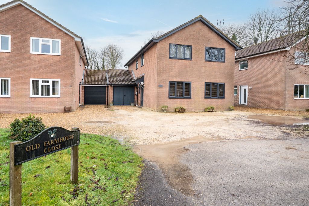 Property photo 3 of 42
