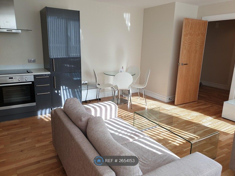 Property photo 3 of 5