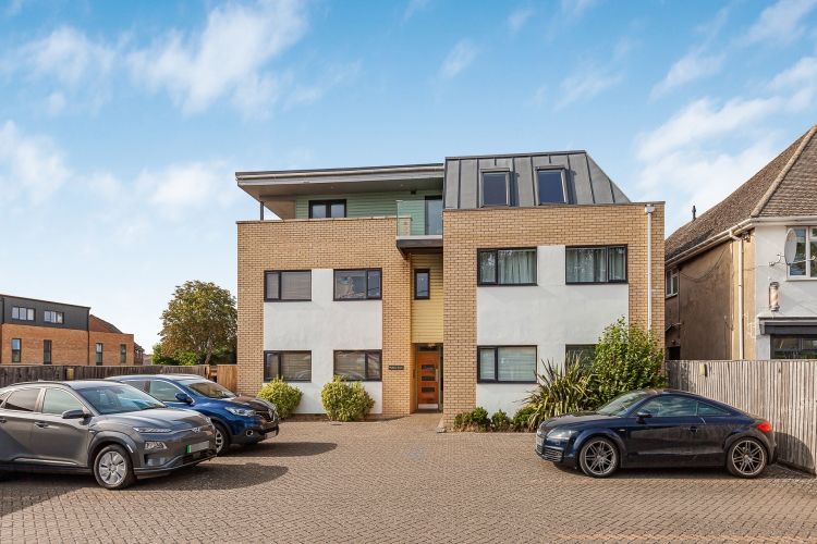 Property photo 1 of 10 301049