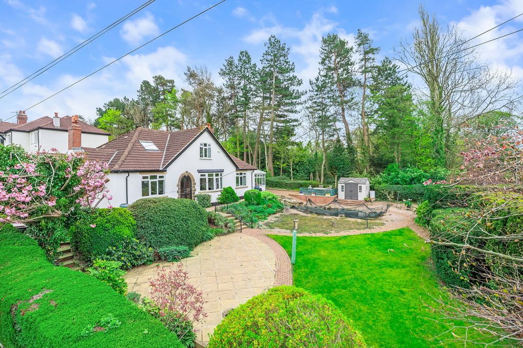 Property photo 2 of 40