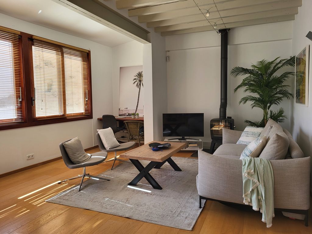 Property photo 3 of 12 04.Jpg