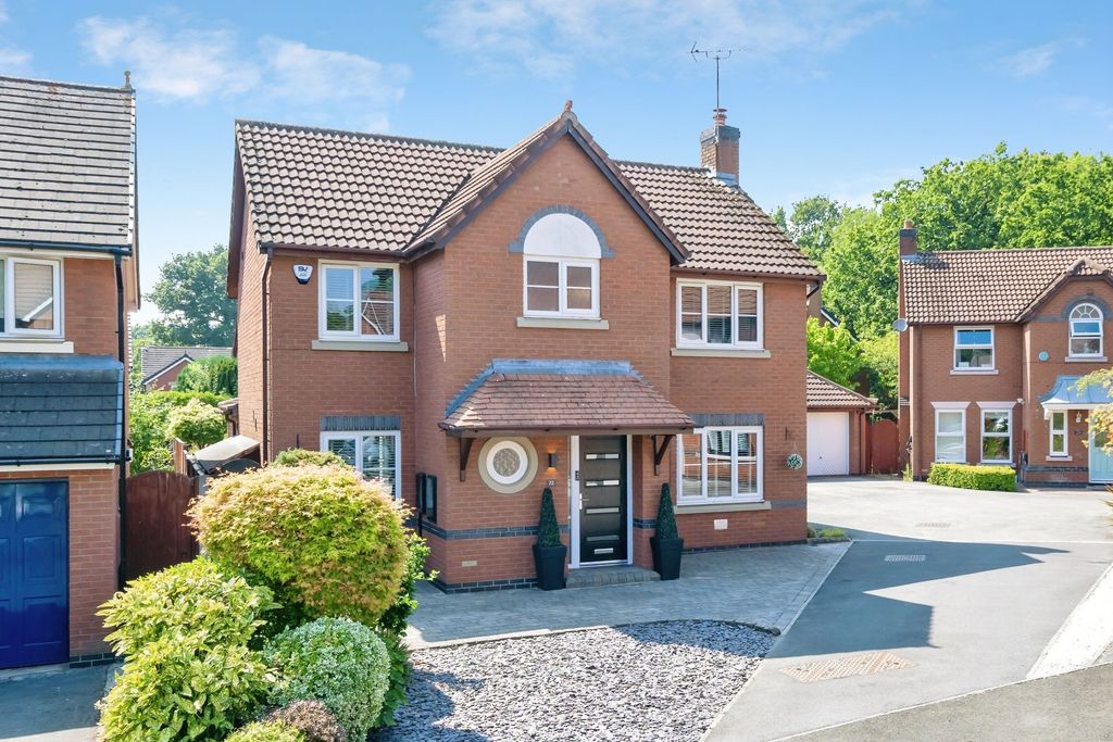 Property photo 1 of 17