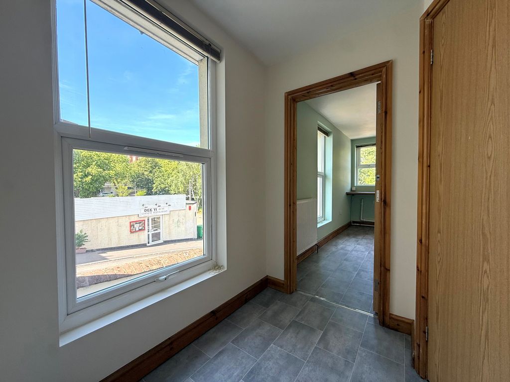 Property photo 3 of 13 18