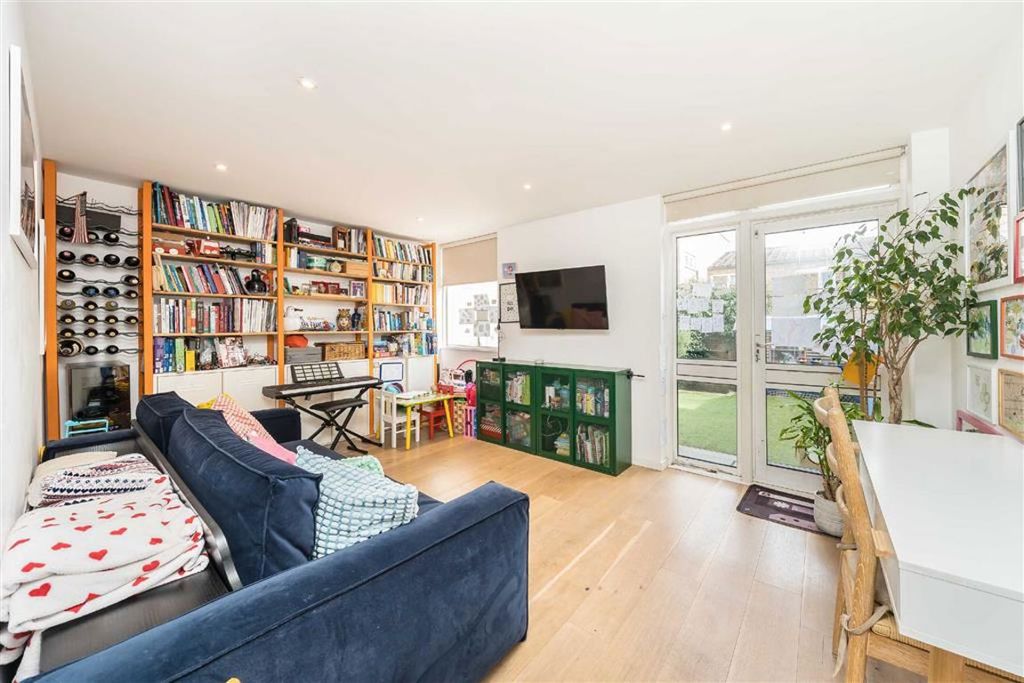 Property photo 3 of 10