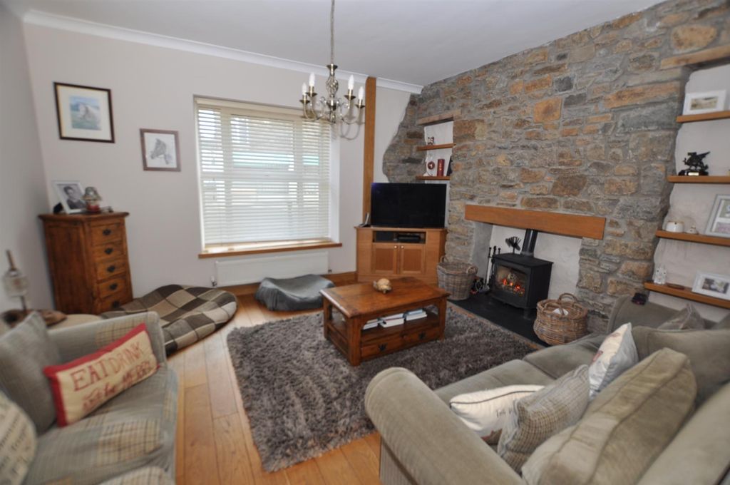 Property photo 2 of 26 Open Plan Lounge/Family Room