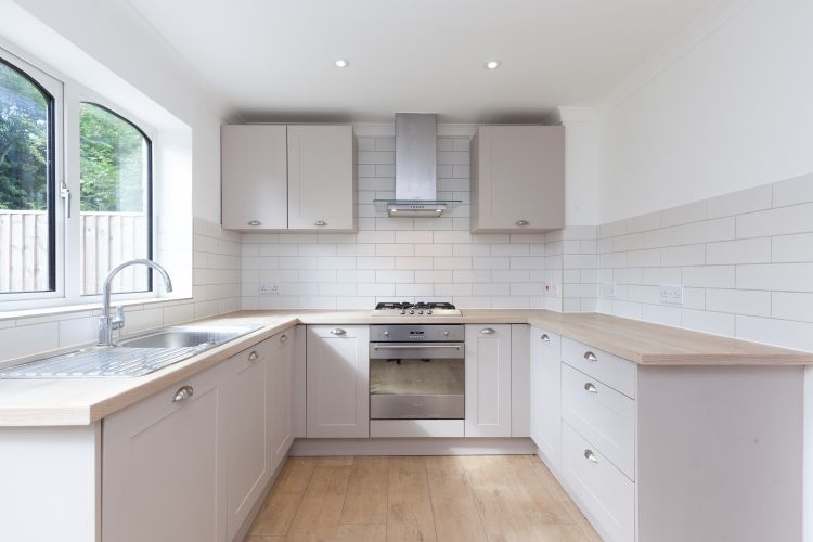Property photo 2 of 8 204793