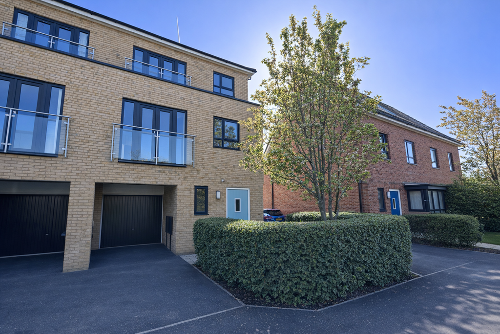 Property photo 1 of 42