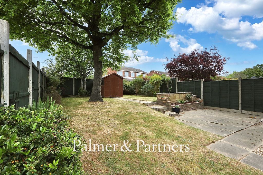 Property photo 3 of 19 Picture No. 02
