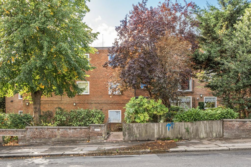 Property photo 1 of 19 Picture No. 10