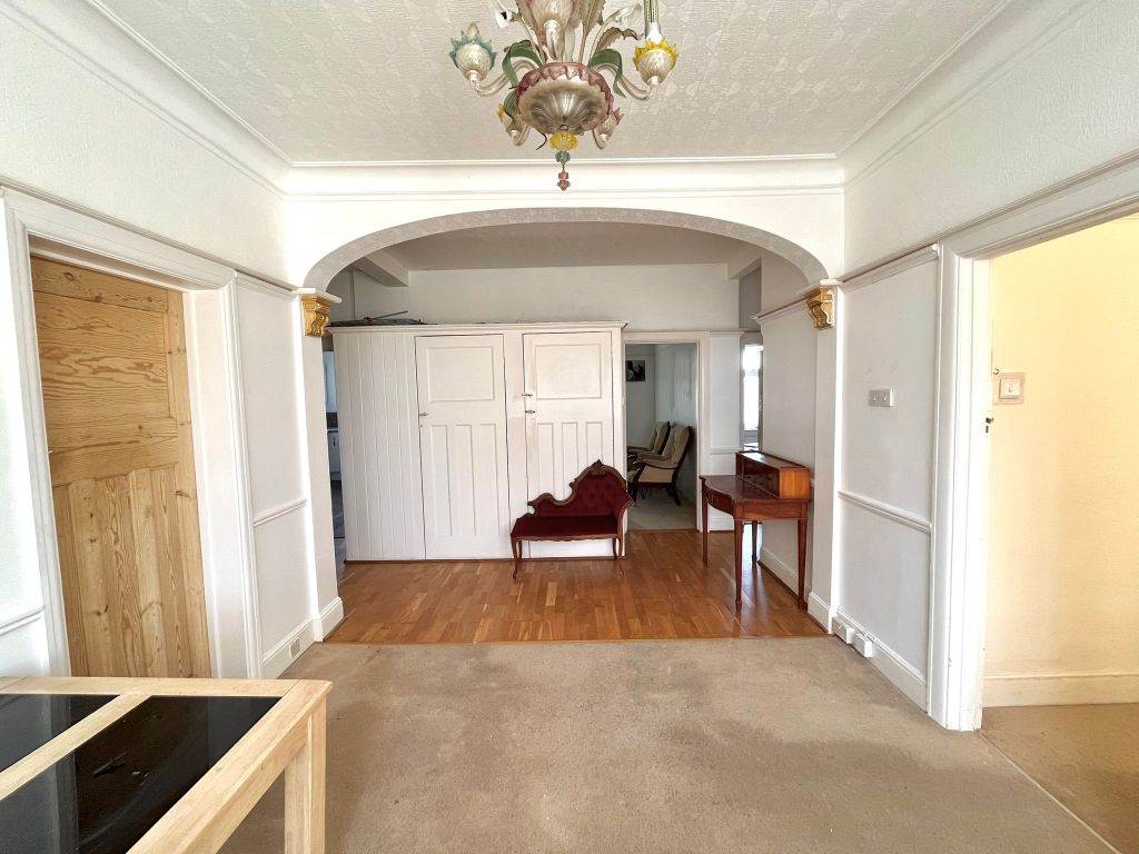 Property photo 3 of 5