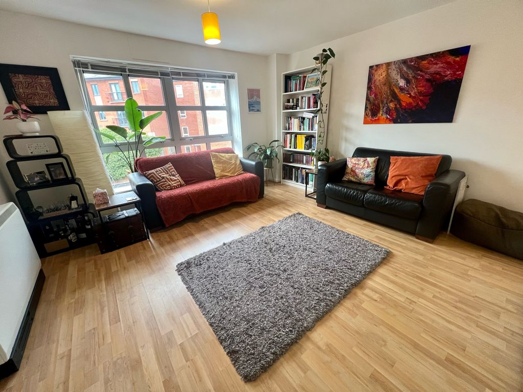 Property photo 2 of 7