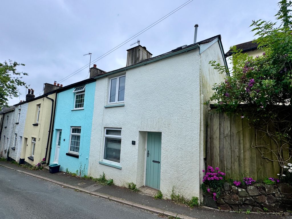 Property photo 1 of 13