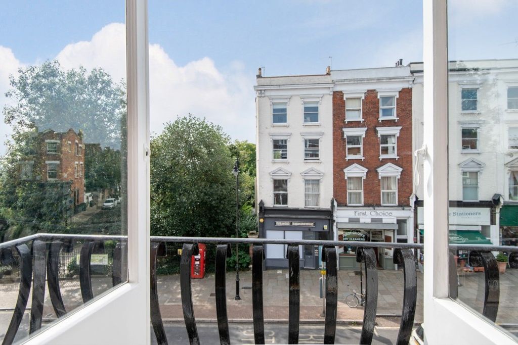 Property photo 3 of 13