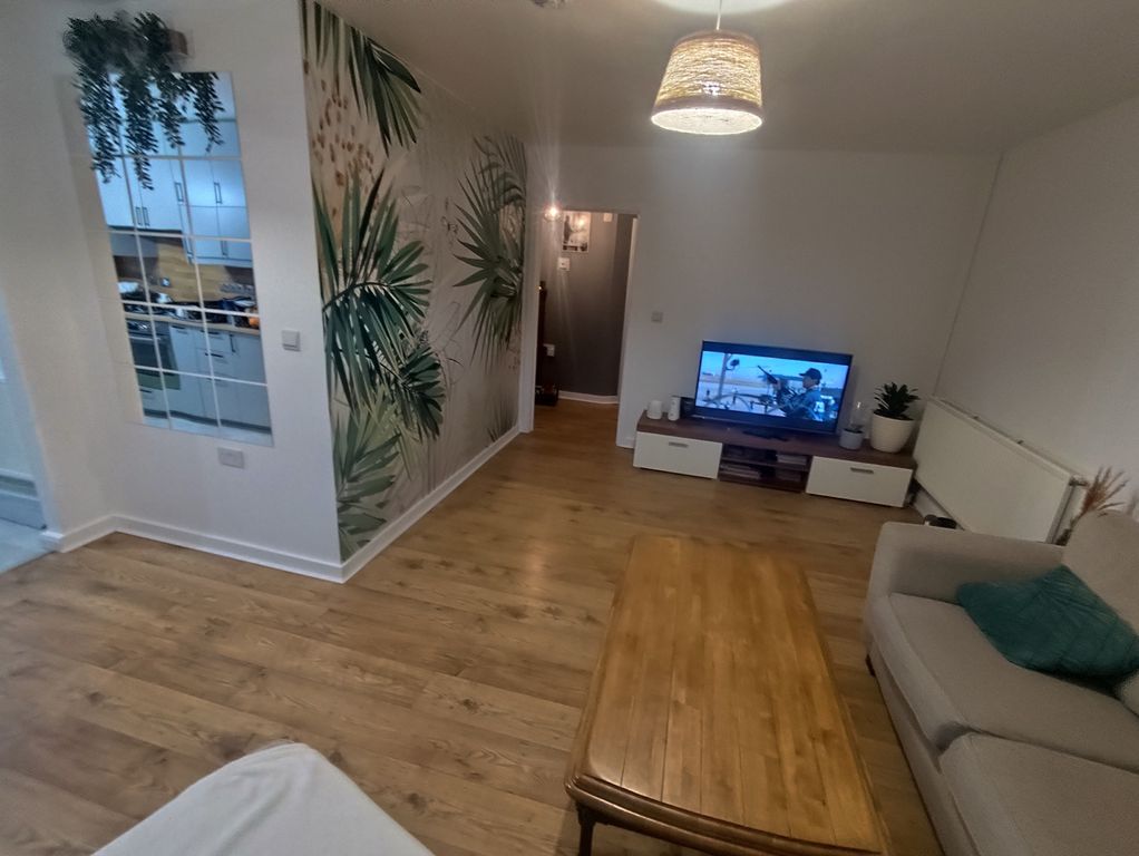 Property photo 2 of 24