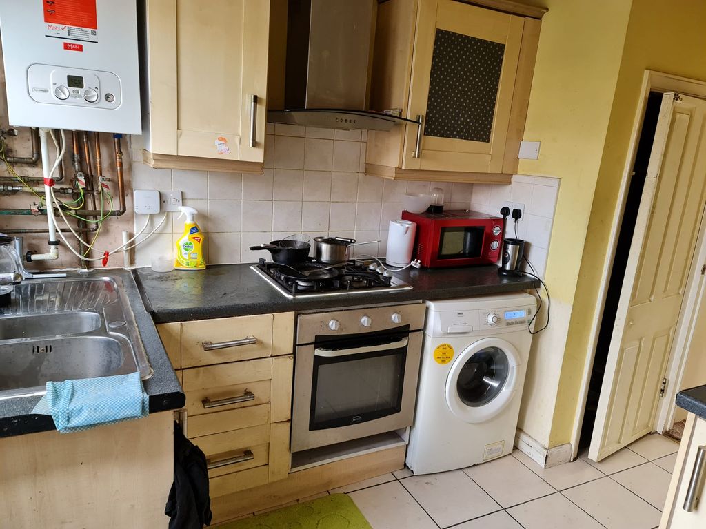 Property photo 2 of 15