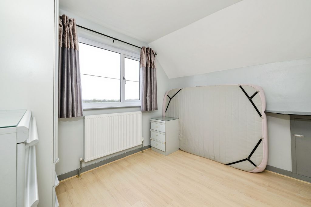 Additional image 14 of 4 bed semi-detached house for saleNewmarket Road, Teversham, Cambridge CB1