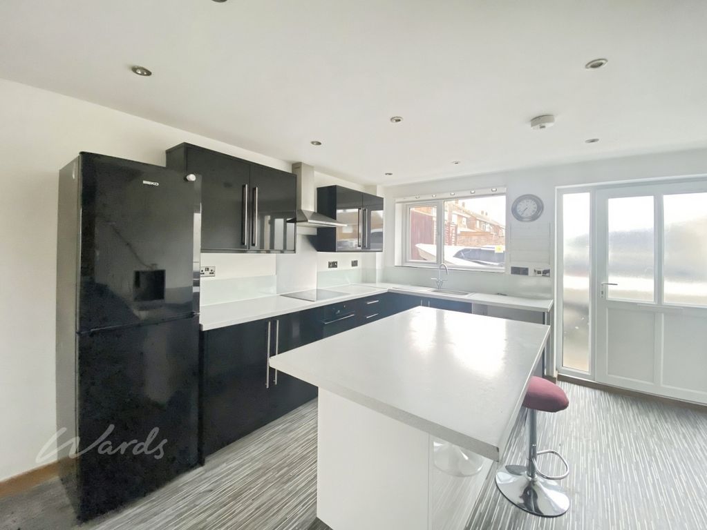 Property photo 3 of 8 Ferry Kitchen