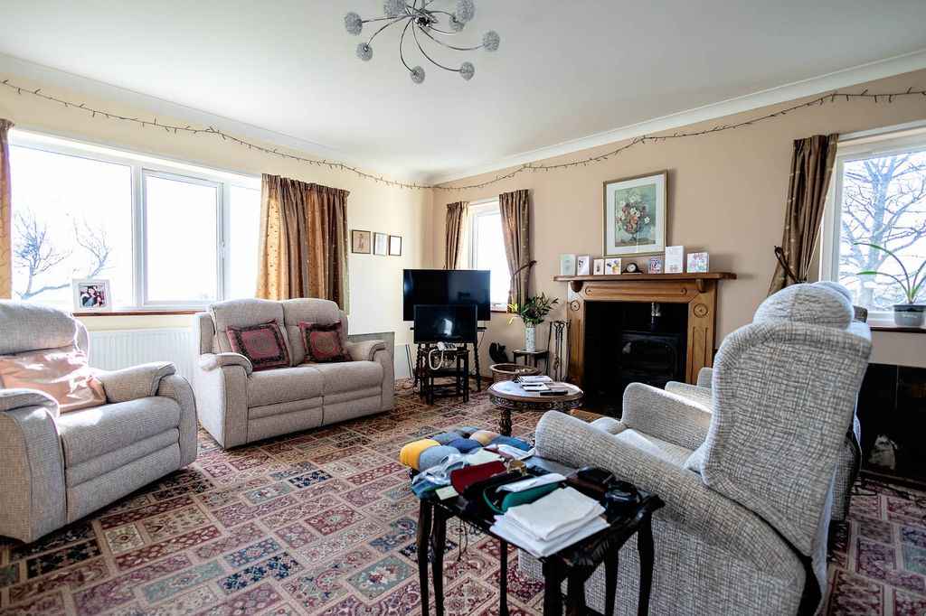 Property photo 3 of 14 Not Specified
