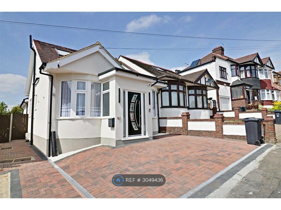 Property photo 1 of 31