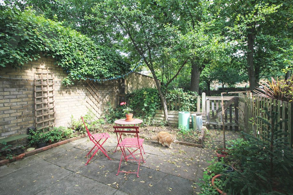 Property photo 3 of 8