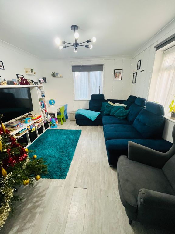 Property photo 2 of 19