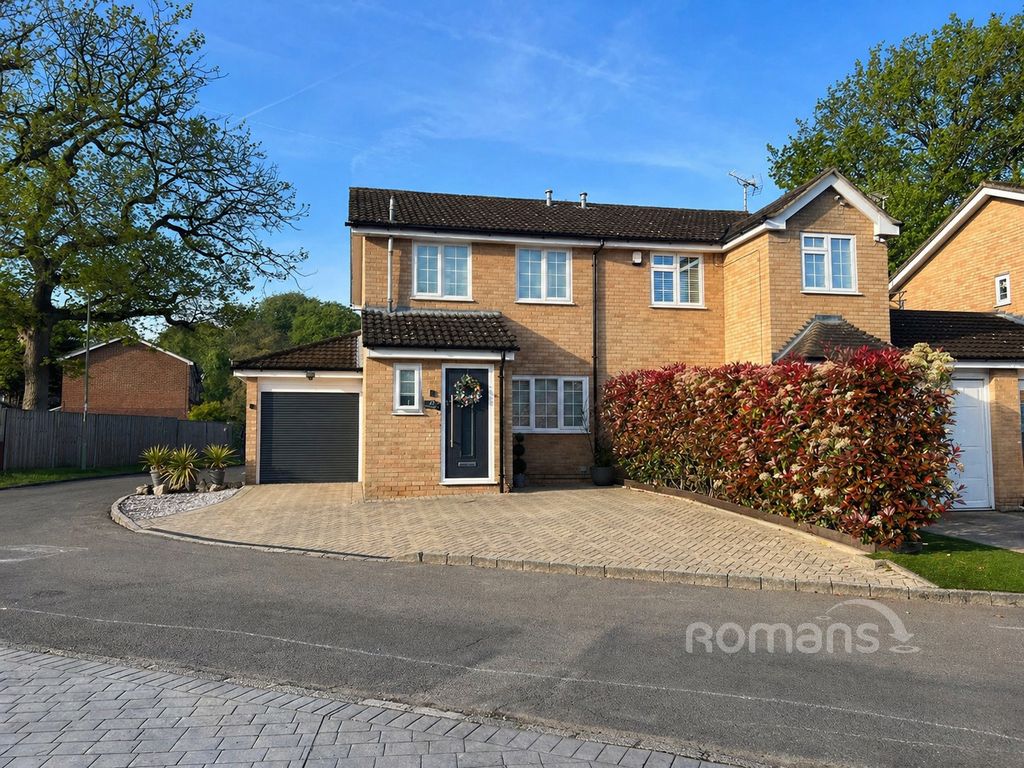 Property photo 1 of 17 Photograph