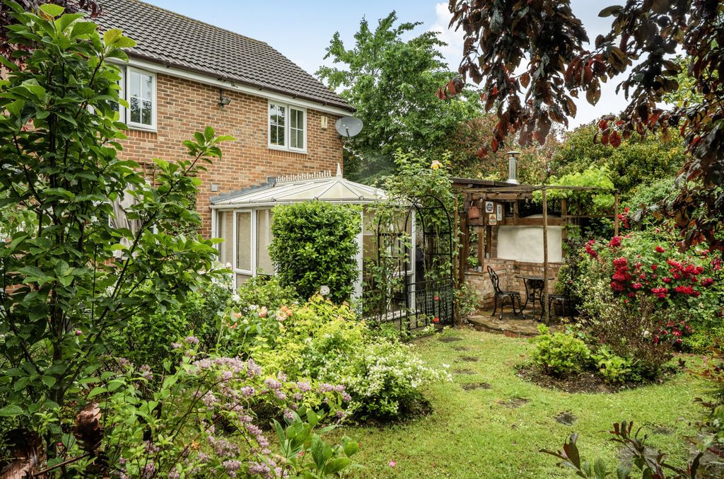 Property photo 2 of 29 1469099-3-6A200c4...