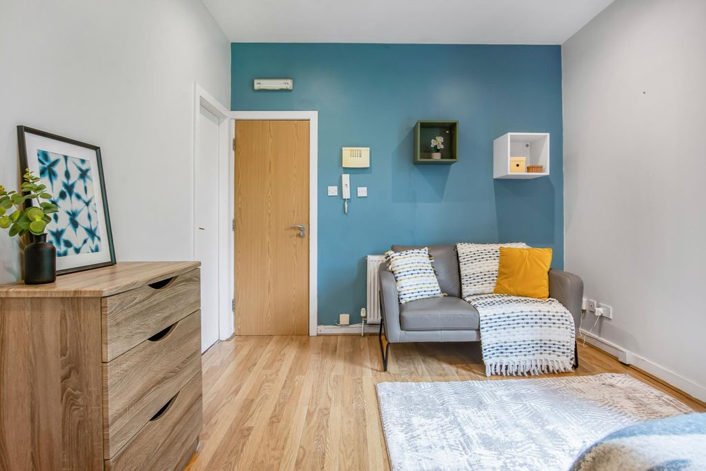 Property photo 2 of 10 Property Photo