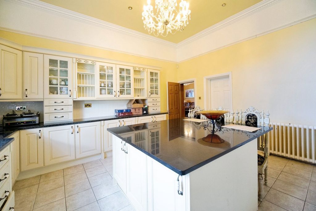 Additional image 7 of 11 bed country house for saleGlenholme Park, Clayton, Bradford BD14