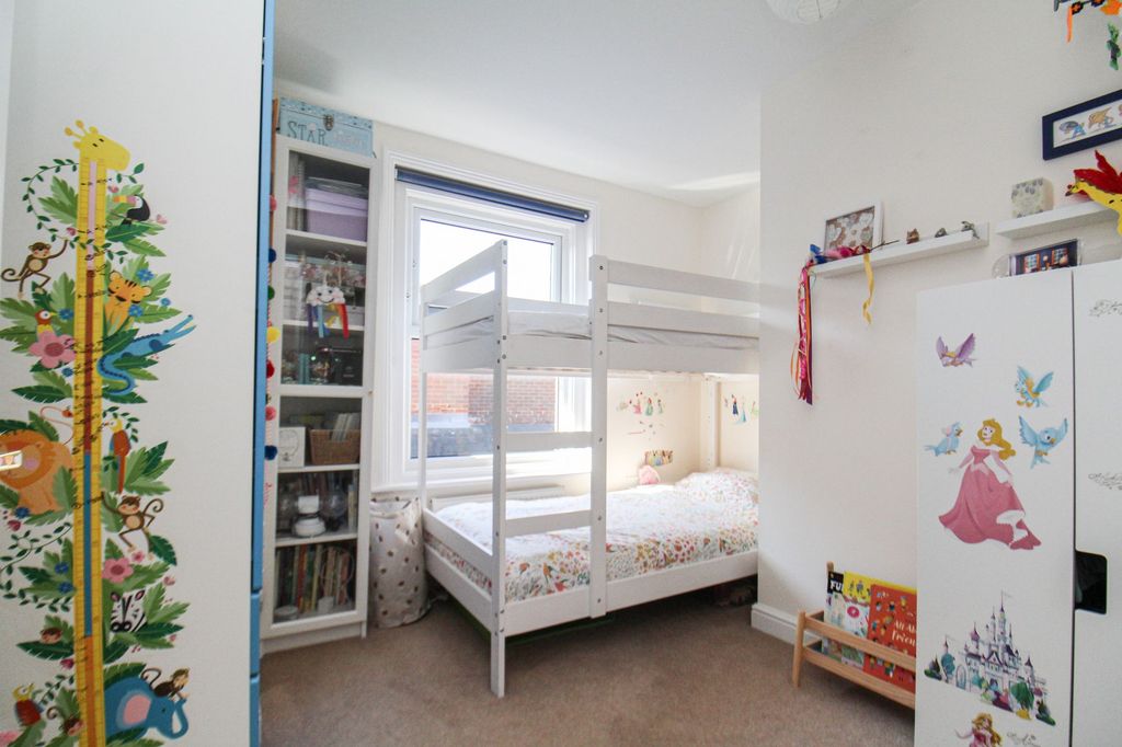 Property photo 3 of 21