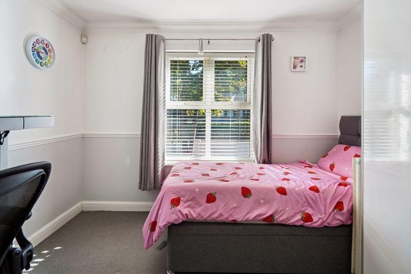 Additional image 8 of 3 bed flat for sale3 Bedroom Flat, Maidenhead SL6