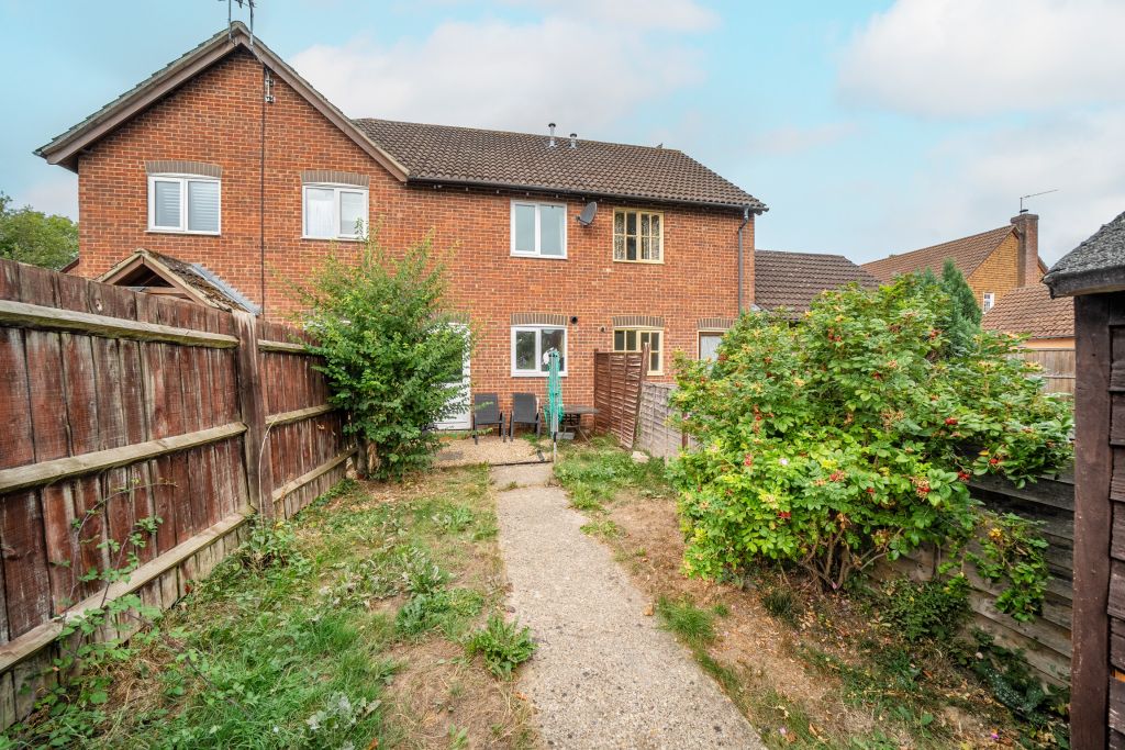 Property photo 2 of 23