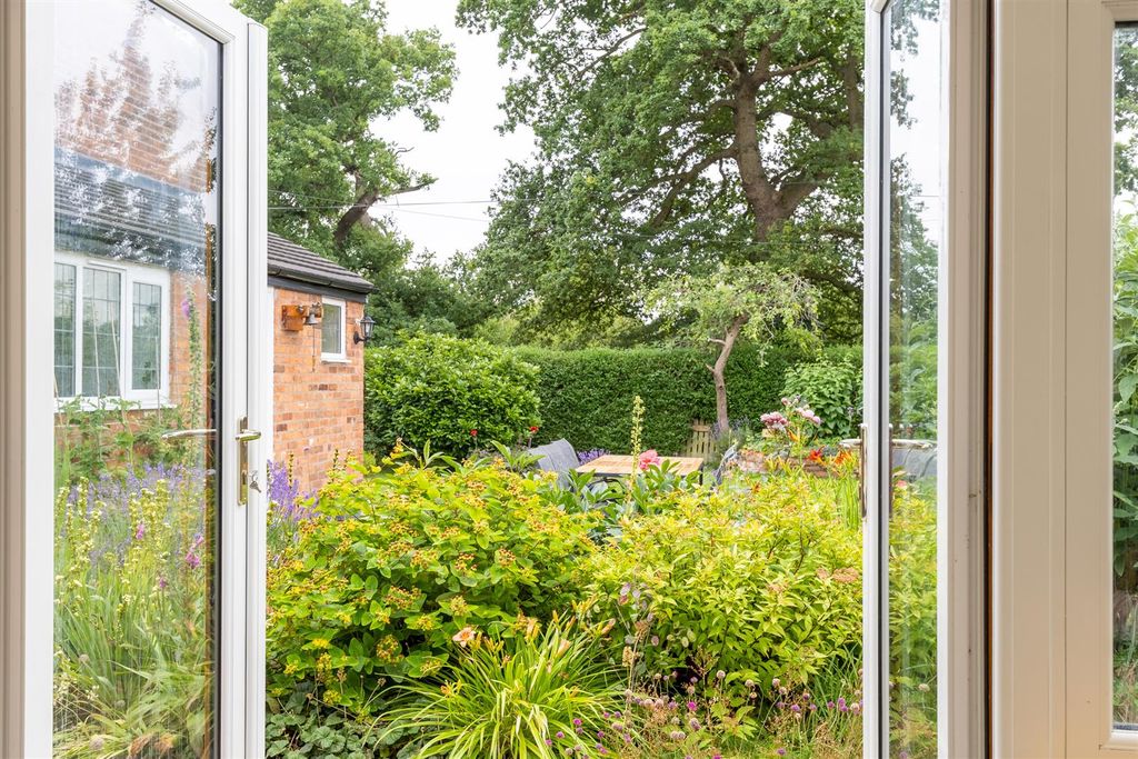 Property photo 3 of 32 Hollycottage-27.Jpg