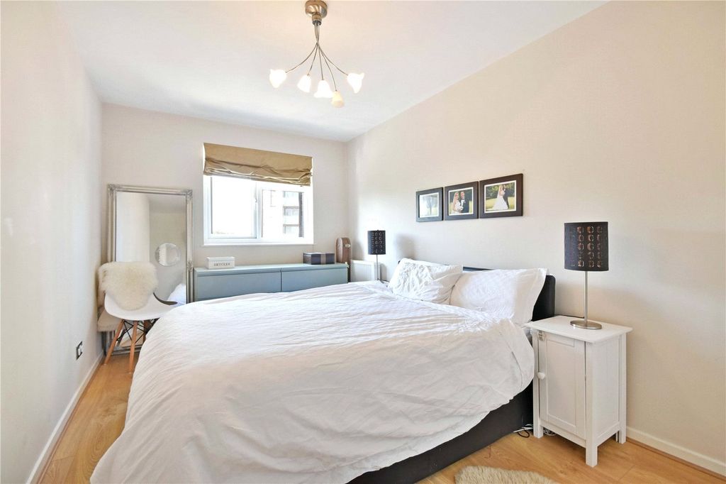 Property photo 3 of 14 Picture No. 01