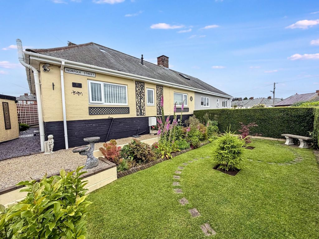 Property photo 1 of 25