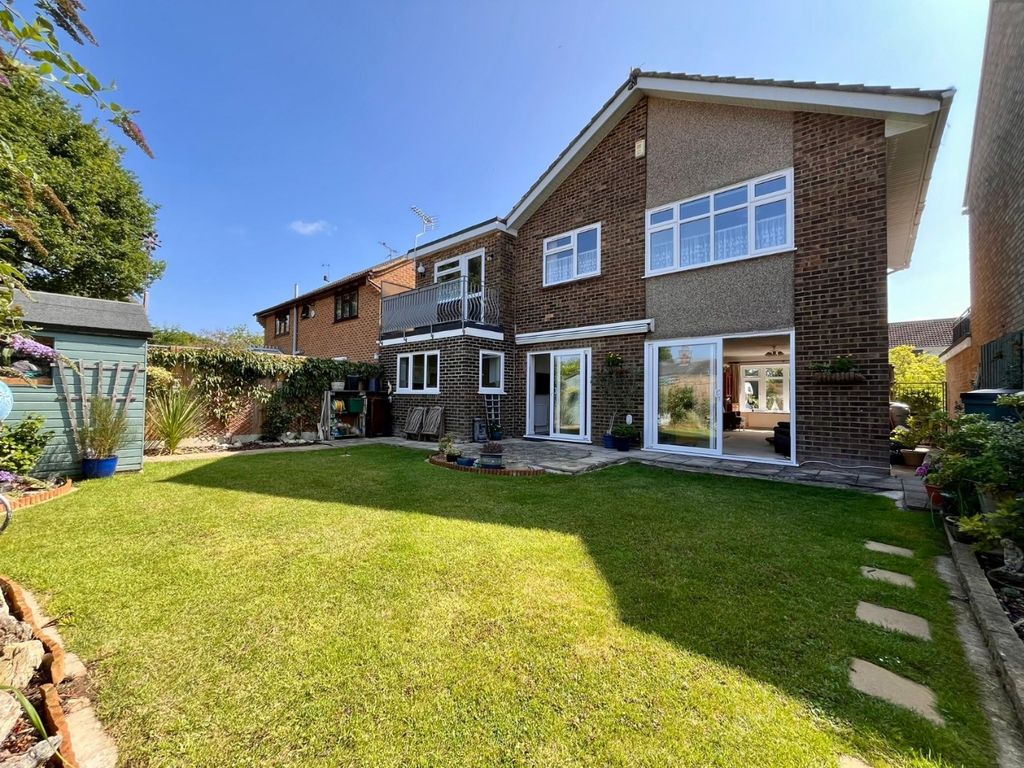 Property photo 2 of 21 4179844
