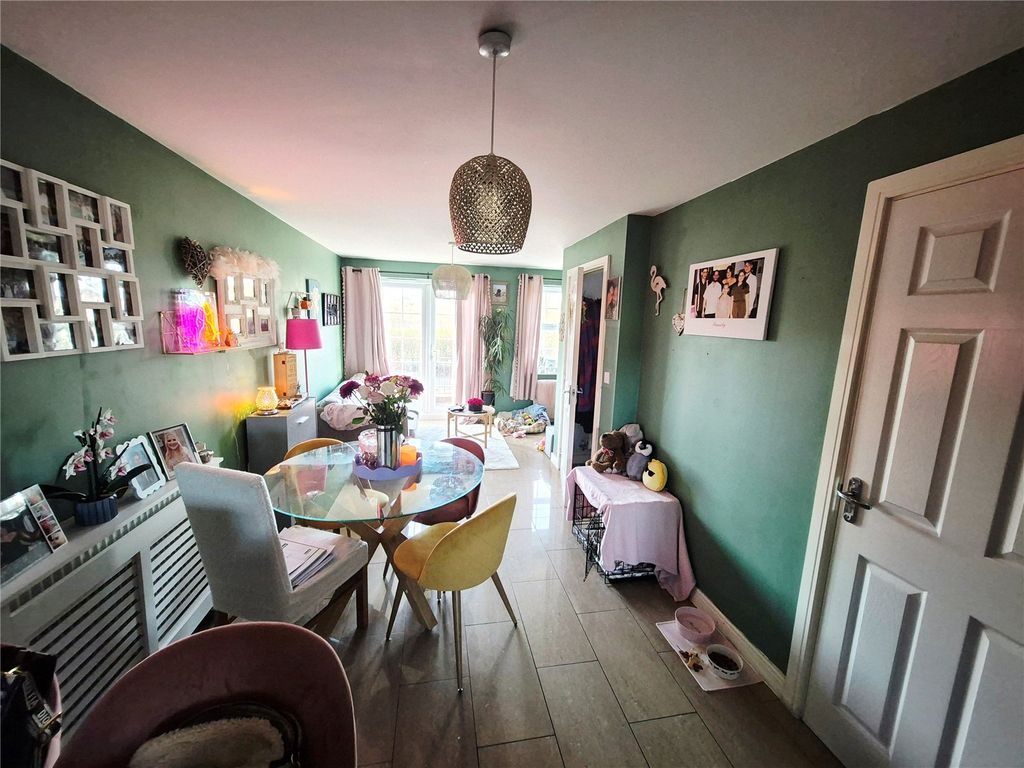 Property photo 3 of 16 Picture No. 09