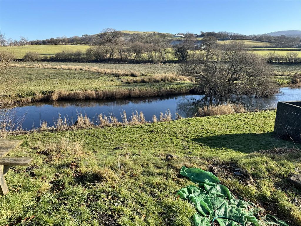 Property photo 3 of 16 Img_3252.Jpeg