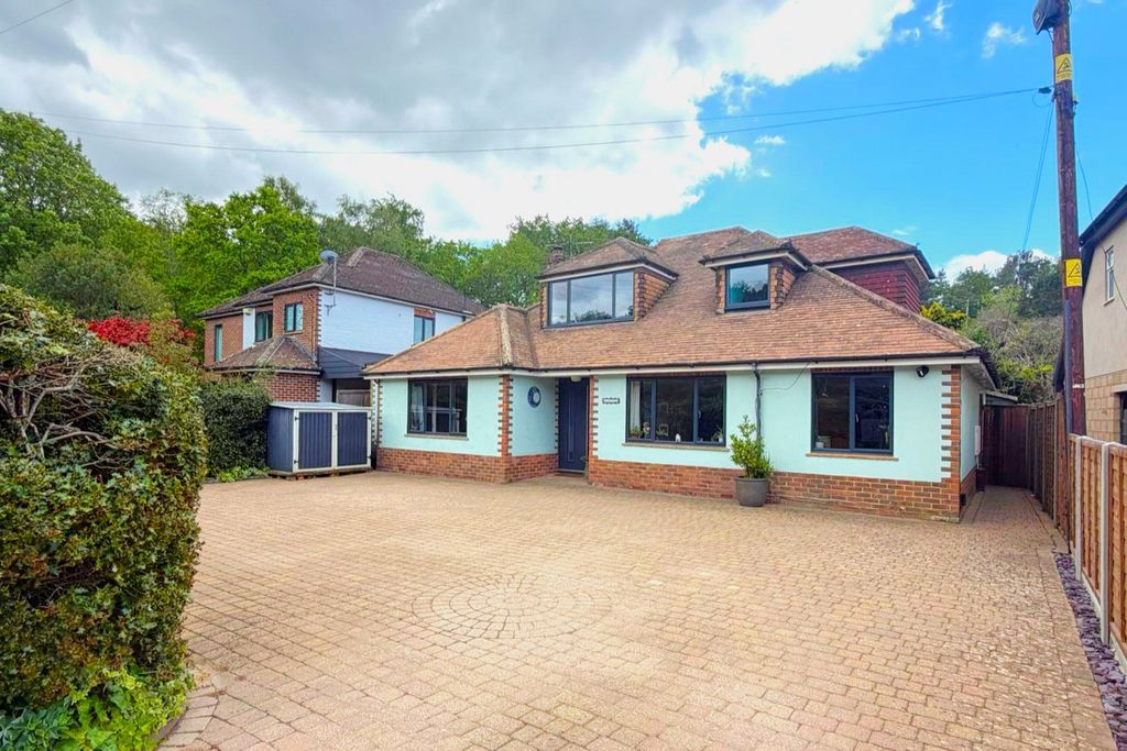 Property photo 1 of 27 Picture No. 39