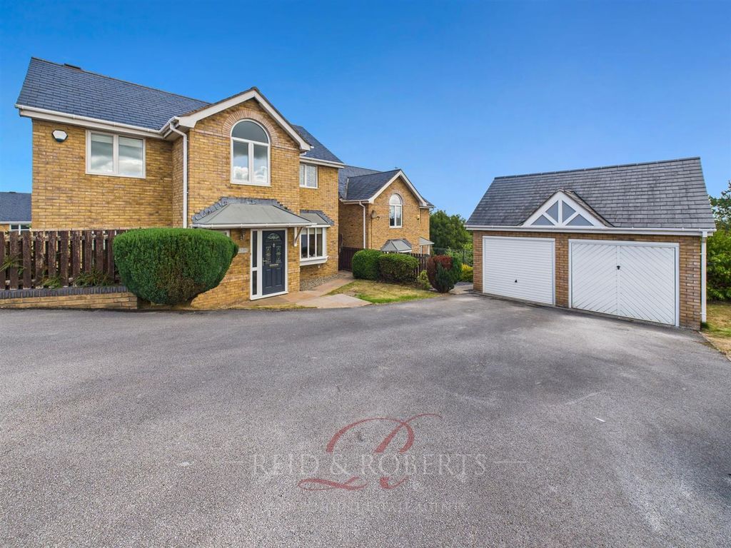 Property photo 1 of 27 Cam04884G0-Pr0082-Still005.Jpg