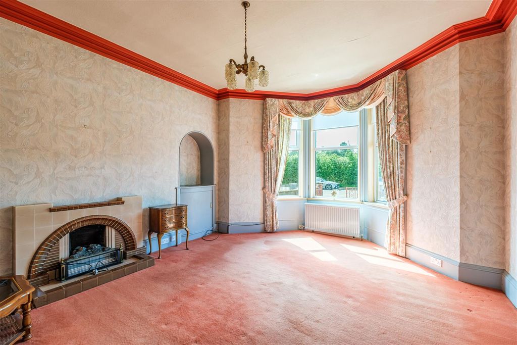 Property photo 2 of 29 Main Road-9.Jpg