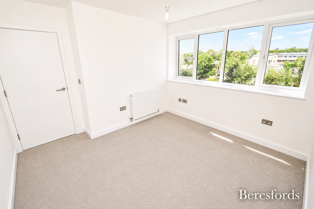 Property photo 3 of 7 Bedroom One